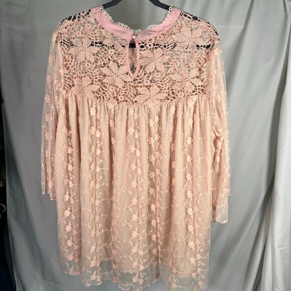 Suzanne Betro Blush Lace Embroidered Mesh Peasant Top 4X Floral Sheer Boho - Picture 4 of 12